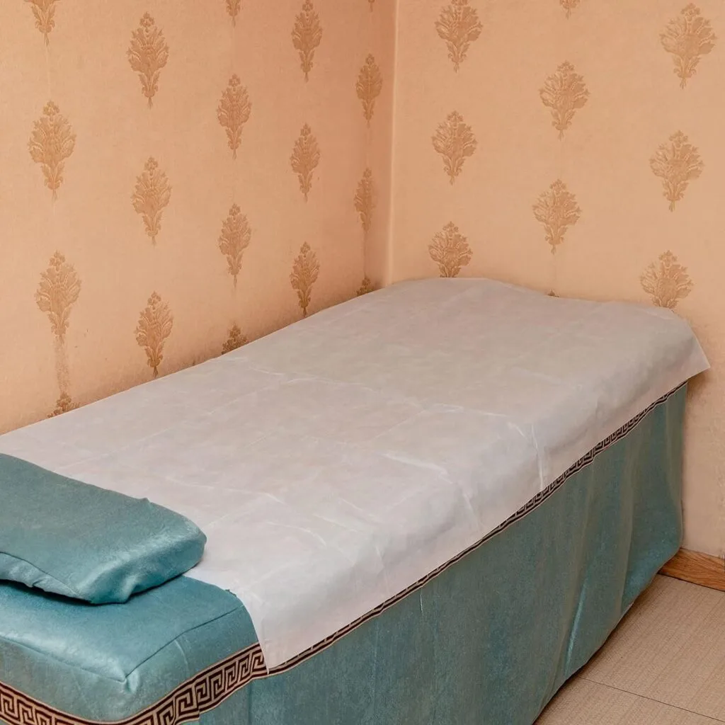 DEAYOU 40 PCS Disposable Spa Bed Sheets, Waterproof Massage Table Sheet Protector, Non Woven Fabric Bed Cover for Massage Therapy, Beauty Salon, Tattoo, Hotels, Esthetician, 31 x 67, Oil-Proof DEAYOU 40 PCS Disposable Spa Bed Sheets, Waterproof Massage Table Sheet Protector, Non Woven Fabric Bed Cover for Massage Therapy, Beauty Salon, Tattoo, Hotels, Esthetician, 31 x 67, Oil-Proof