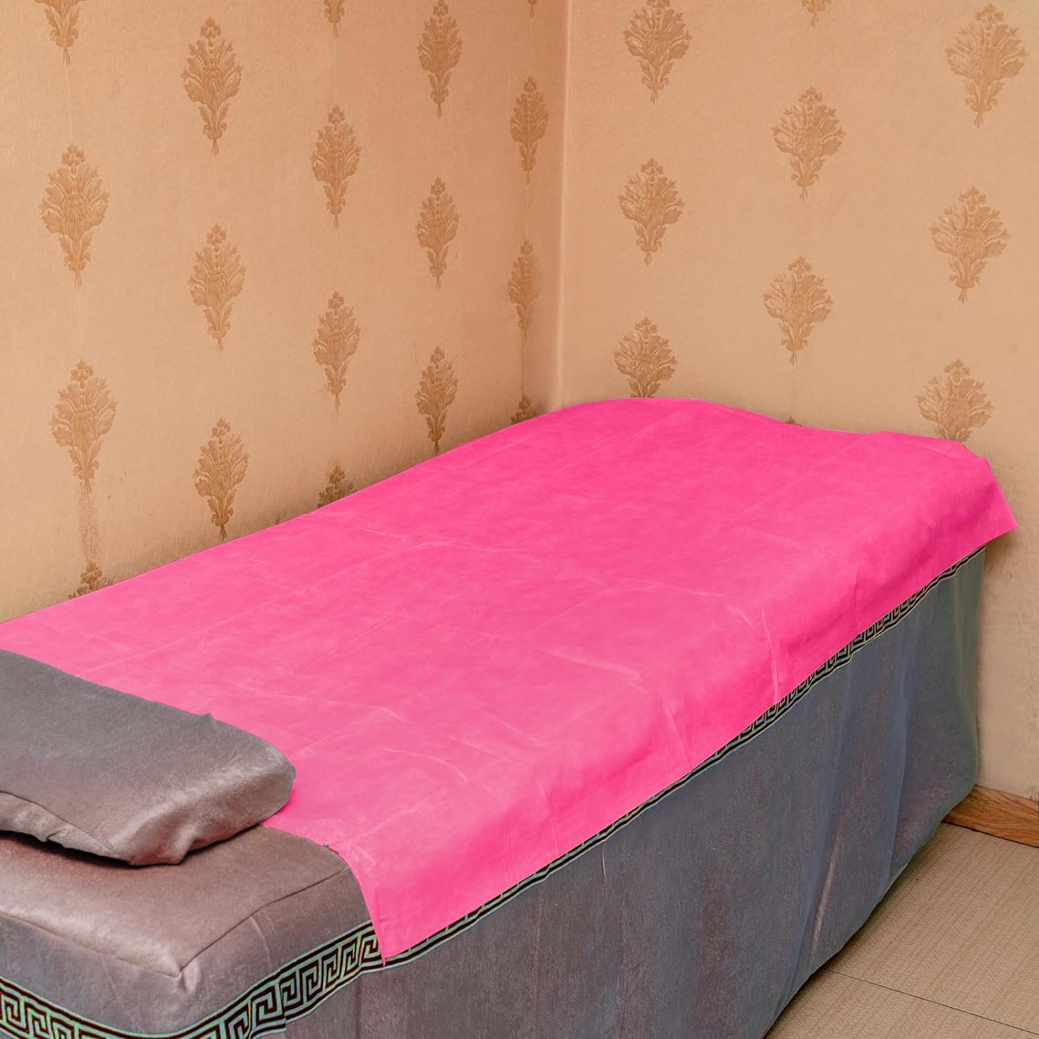 DEAYOU 40 PCS Spa Bed Sheets, Non Woven Fabric Bed Cover for Tattoo, Hotel, Esthetician, 31 x 70, Oil-Proof, Pink